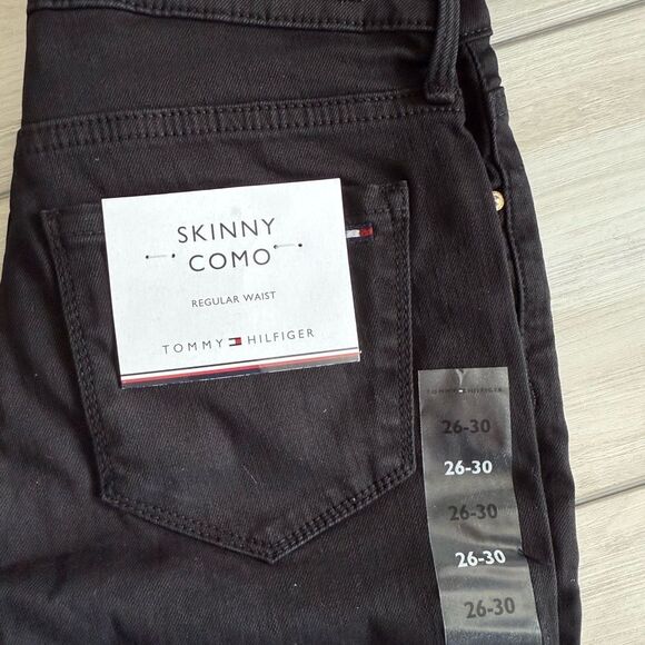 Tommy Hilfiger Skinny Como Regular Waist Jeans 26/30 Black NWT IN PKG - Picture 6 of 10